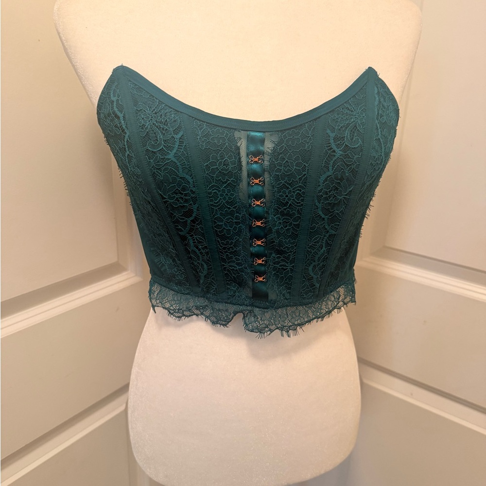 Victoria’s Secret Emerald Green Lace Strapless Corset Top